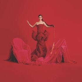 Selena Gomez - Revelación
