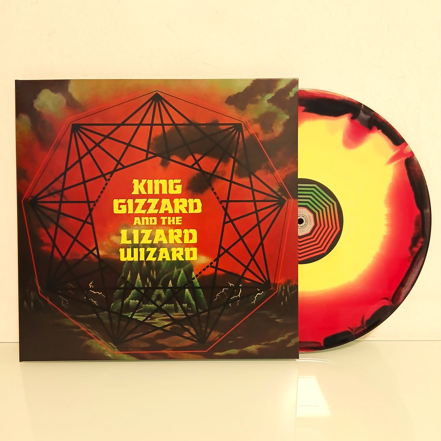 King Gizzard And The Lizard Wizard – Nonagon Infinity (Red/Yellow/Black Mix Vinyl) King Gizzard And The Lizard Wizard – Nonagon Infinity (Red/Yellow/Black Mix Vinyl)